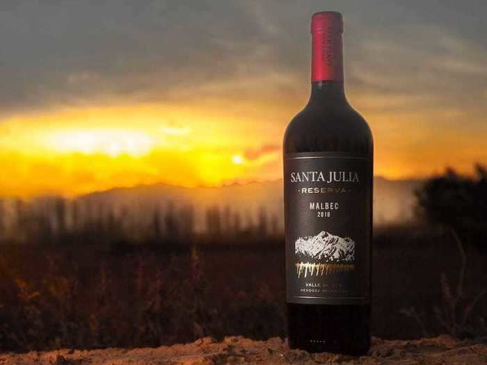 4. Santa Julia Reserva Mountain Blend