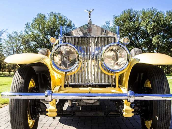 Author F. Scott Fitzgerald gave Gatsby a Rolls-Royce because it represented the utter opulence and extravagance that the character surrounded himself with.