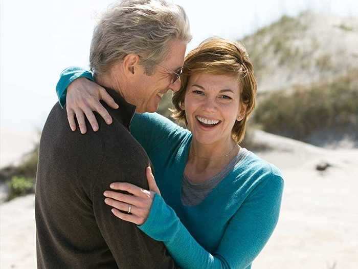 Adrienne Willis and Paul Flanner help each other recover from trauma in "Nights in Rodanthe."