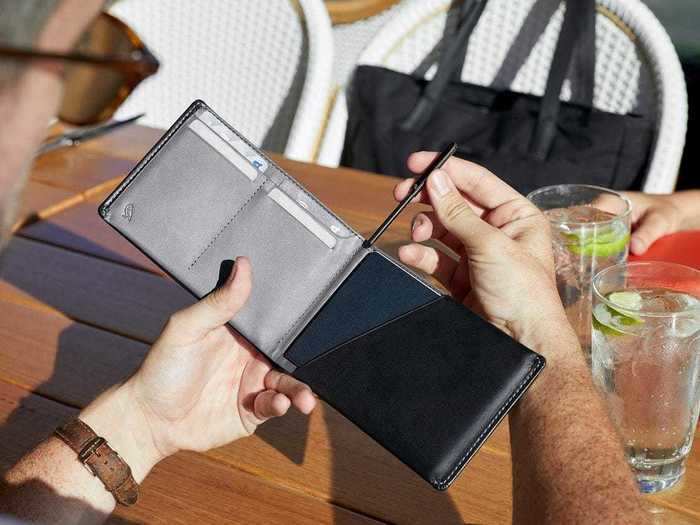 The best smart wallet for travel