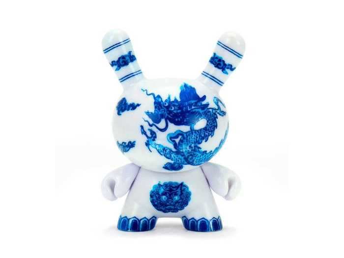 Kidrobot: Dragon Dunny