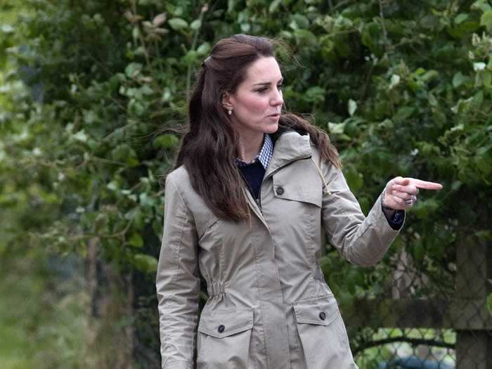 In May 2017, the Duchess wore her biker-style jeans again. This time it was on a visit to the Farms For City Children in Arlingham, UK.