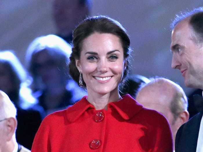 In May 2016, she wore a cropped red Zara peacoat to an event celebrating the Queen