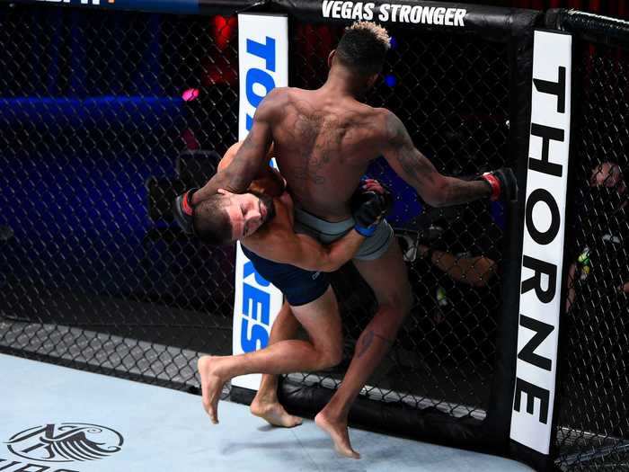 Elsewhere, Ronnie Lawrence overcame wild underdog status to topple Jose Johnson with multiple takedowns to earn a decision win and a UFC contract.