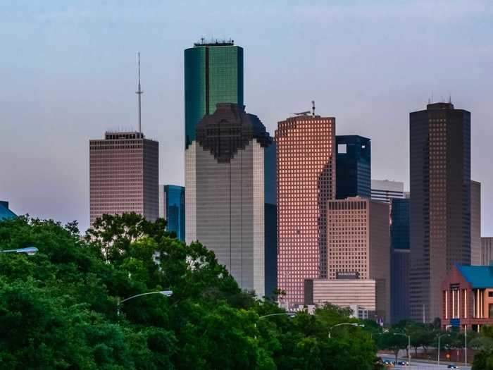 6. The JPMorgan Chase Tower in Houston, Texas, is 1,002 feet tall.