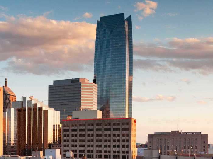 12. Devon Tower in Oklahoma City, Oklahoma, is 850 feet tall.