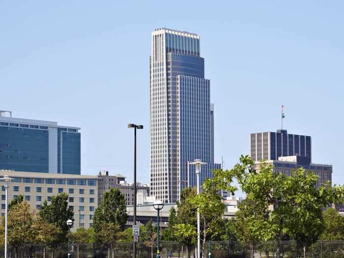 21. The First National Bank Tower in Omaha, Nebraska, is 634 feet tall.