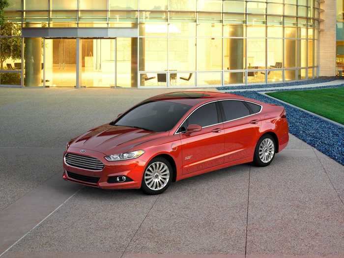 4. Ford Fusion Energi: -1.8% price difference