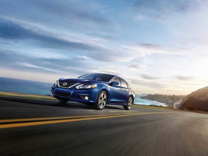 10. Nissan Altima: -0.8% price difference