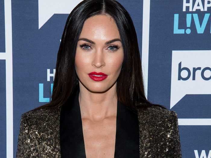 Megan Fox sticks the "five-factor diet," which means she eats five small meals a day. Breakfast is either egg whites or a smoothie.