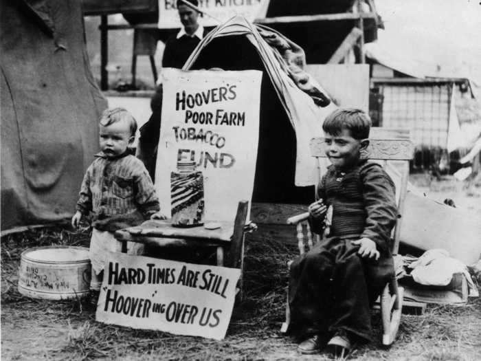 Some Hoovervilles across the US had as many as 15,000 residents. The settlements spread out over empty land, often at the edges of cities.