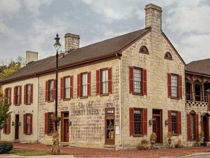 KENTUCKY: The Old Talbott Tavern, Bardstown