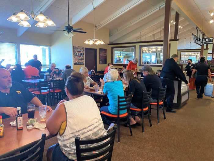 By this point, I decided to dive in for the buffet again, right when things started picking up with the lunch crowd.