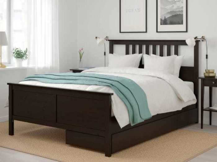 Skip: Hemnes bedframe