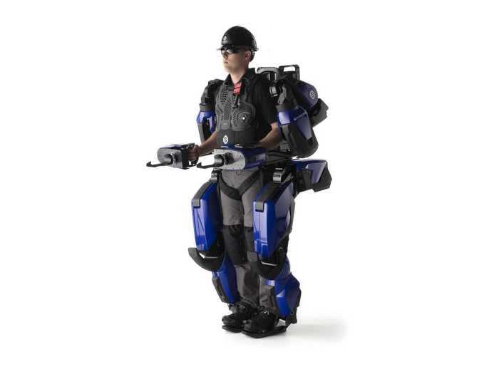 With 24 degrees of freedom, the operator can move the exoskeleton naturally.