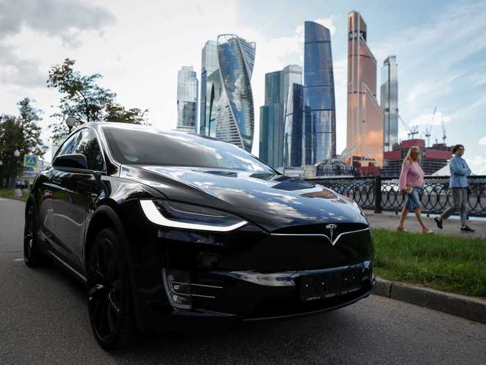 Number of Seats: Tesla Model X