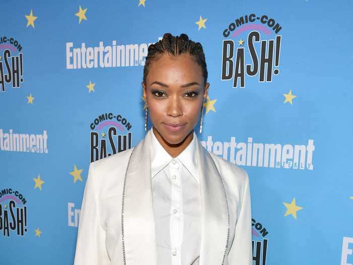 Sonequa Martin-Green wore an all-white pantsuit and blazer that would look beautiful any time of year.