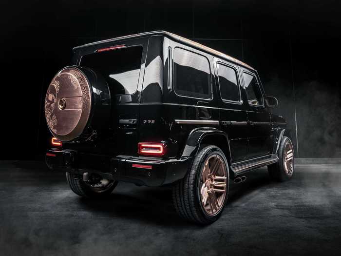 Carlex based the model off of the Mercedes-AMG G63 SUV and sought to keep most of the exterior unchanged.