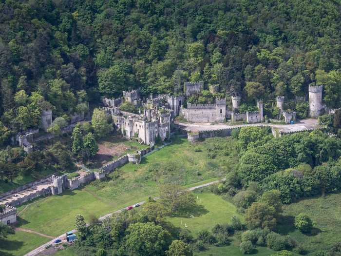 The entire Gwrych Castle Estate sits on a massive 4,000-acre plot of land.