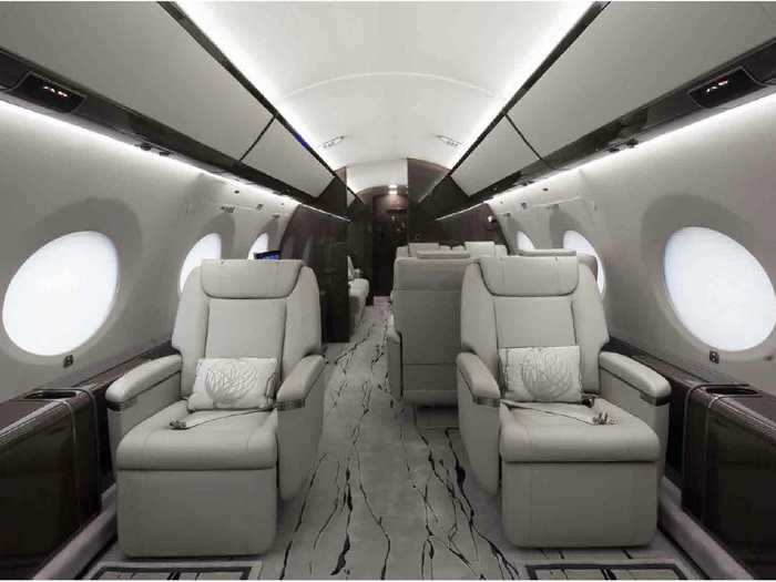 This G650ER can seat 14 passengers comfortably across three living spaces.