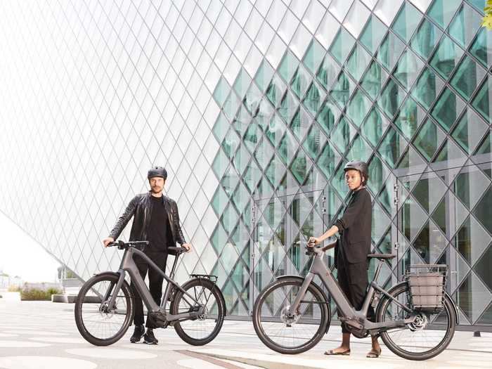 The Future Mobility Concept vehicle was presented in conjunction with two new Canyon electric bicycles: the Commuter:ON and Precede:On.