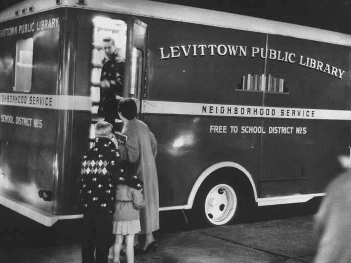 The community prided itself on neighborhood amenities, like this mobile public library.