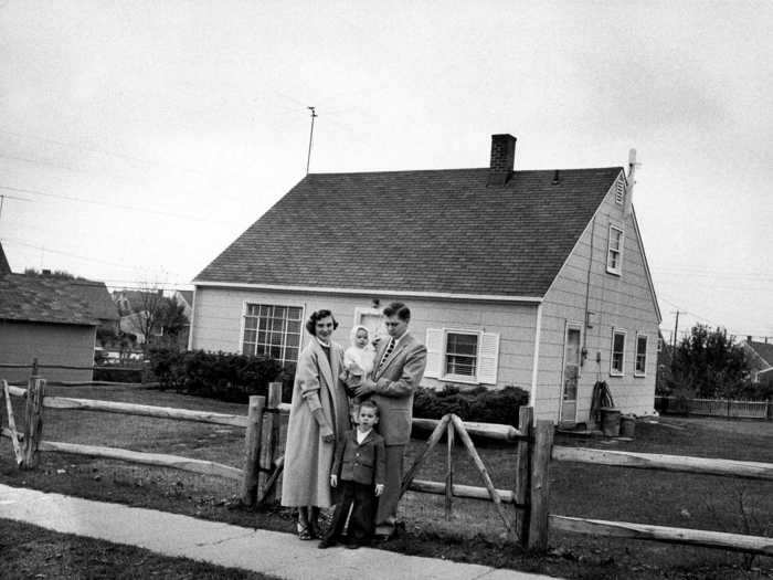 The Baby Boom started at the same time, causing many families to outgrow their city apartments.