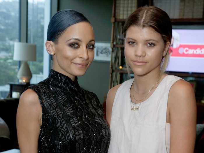 Nicole Richie and her half-sister Sofia are super close, despite their large age difference.