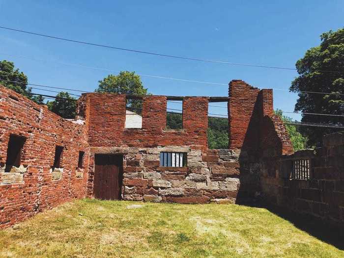 CONNECTICUT: Old Newgate Prison, East Granby