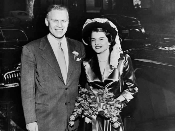 Betty Bloomer Warren married Gerald Ford in a blue satin dress in 1948.