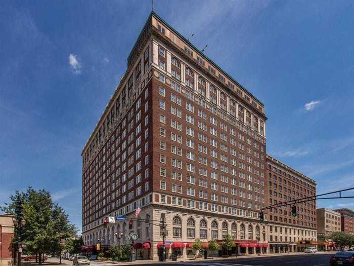 KENTUCKY: The Brown Hotel, Louisville