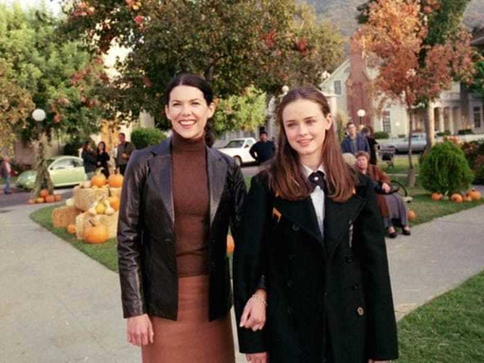 In "Gilmore Girls," the town of Stars Hollow seems to be perpetually in fall.