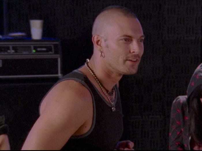 Kevin Federline played a character named Jason Federline, a member of a band signed to Red Bedroom Records by Peyton Sawyer.