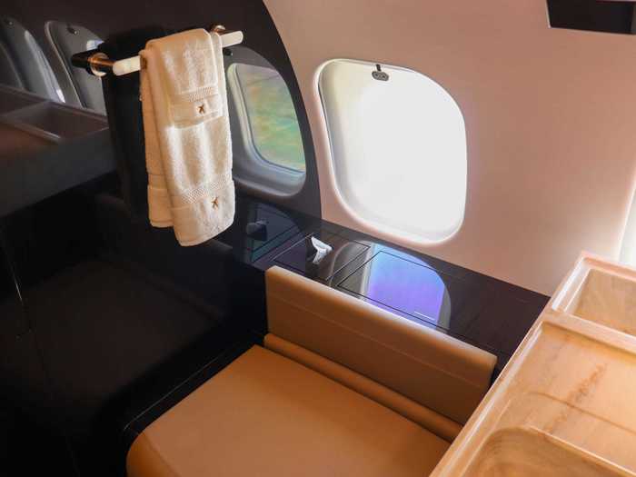 The Global 6500 also comes standard with two lavatories: an en suite bathroom behind the Private Suite and a smaller lavatory towards the front of the aircraft.