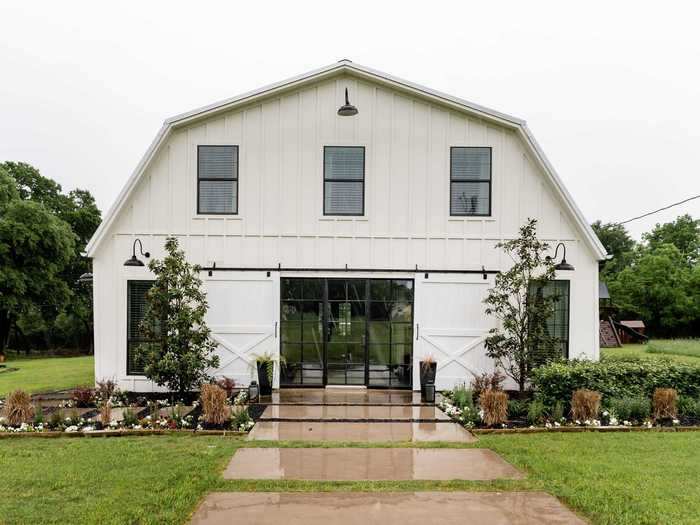 Fans of the hit HGTV show "Fixer Upper" might be ecstatic to learn you can rent iconic homes from the show, including the "Barndominum."