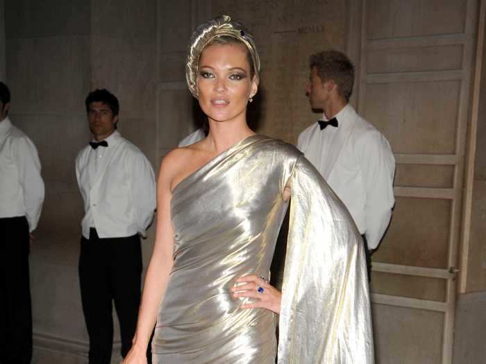 Kate Moss lit up the 2009 Met Gala