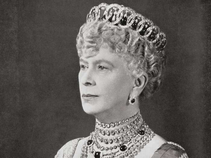 The real-life Queen Mary died in 1953.