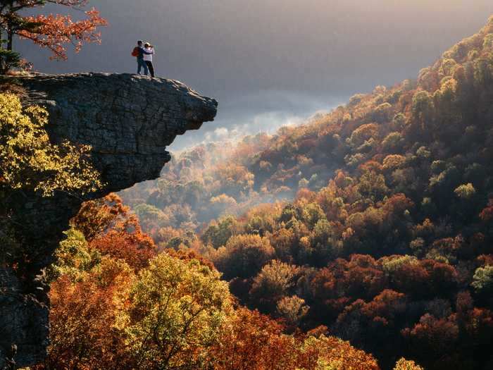 In Arkansas, a stunning rock formation provides the perfect photo opportunity.