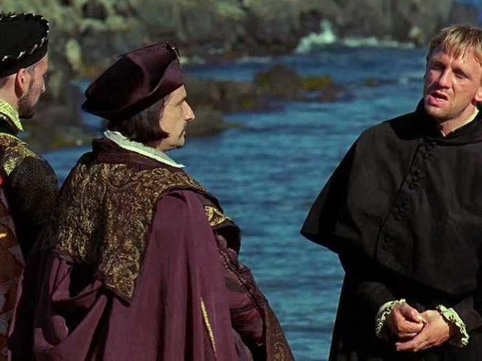 Craig plays a murderous priest in the classic historical drama "Elizabeth."