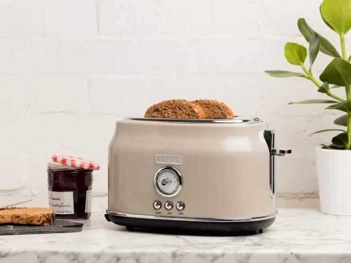 This retro-looking toaster is a must-have for any kitchen.