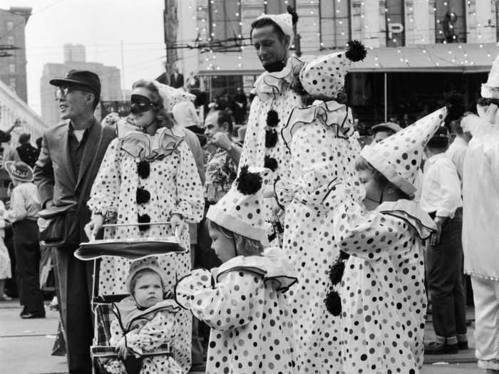 Clown costumes used to look friendlier.