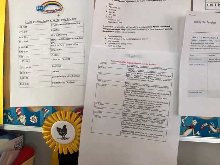 Little Friends Schools has two schedules for kids, depending on whether they are in-person or remote that day. The school recommends parents assist them with the schedule if they have time.