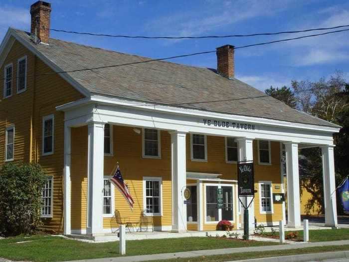 VERMONT: Ye Olde Tavern, Manchester