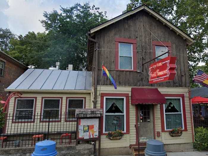 OHIO: Ye Olde Trail Tavern, Yellow Springs