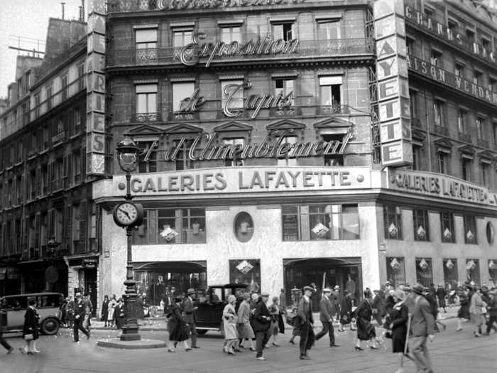 When not dancing or playing, many Parisians enjoyed shopping at famous department stores.