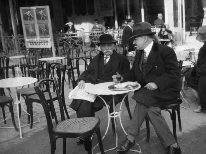 The cafes would spill out onto the streets to accommodate customers.