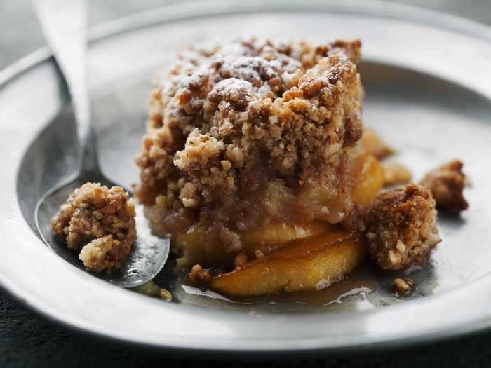 Achieve a perfect fruit-crumble crust by using an air fryer.