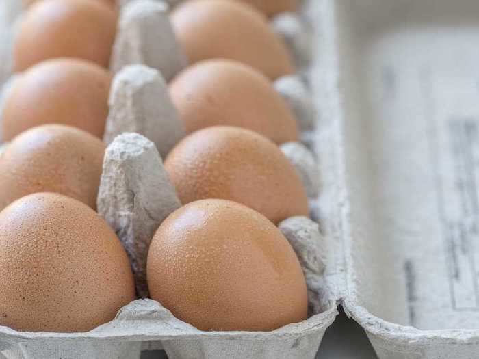 The age of a hen affects the size of an egg.