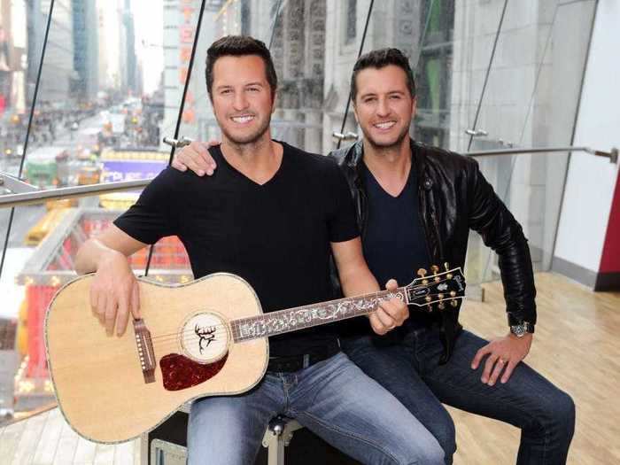 Luke Bryan sat down with his guitar-wielding wax figure for Madame Tussauds Nashville when it was unveiled in New York City.