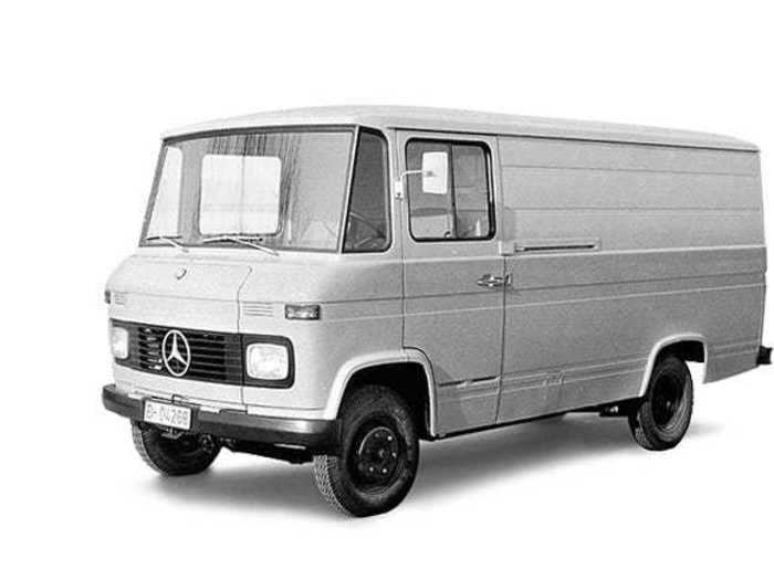 In 1967, the L 319 vans were eventually replaced by the L 406 D model, which became known for its large payload.